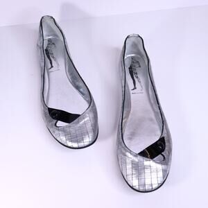 SIGERSON MORRISON Metallic Silver Ballet Flat Round Toe Casual Women's 8.5B